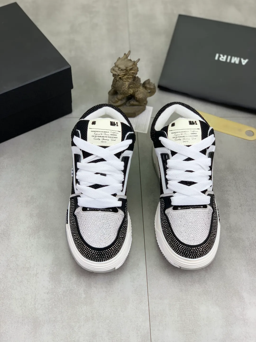 Men's men's shoes 💰P760 New [Amiri] hot diamond series Amiri - high-end quality original order casual shoes for couples 🧑‍🤝‍🧑 - Upper: 🔝Nappa calfskin, suede cowhide, canvas body hot work - Lining: brand mesh canvas cloth - Outsole: ultra-light tpu·rubber; multi-color molded outsole -Ultra-high quality control and exquisite workmanship: highlighted (high-end, extravagance, and class) -Size: Female 35-40 (41 customized) Male 38-45 (46 customized)
